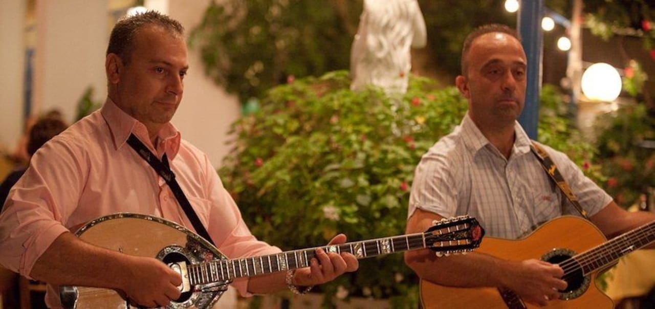 Live Greek musicians Sebastian's Family Hotel & Taverna