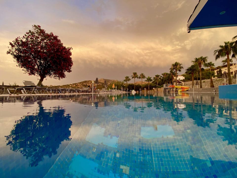 Pool Almyrida Village & Waterpark