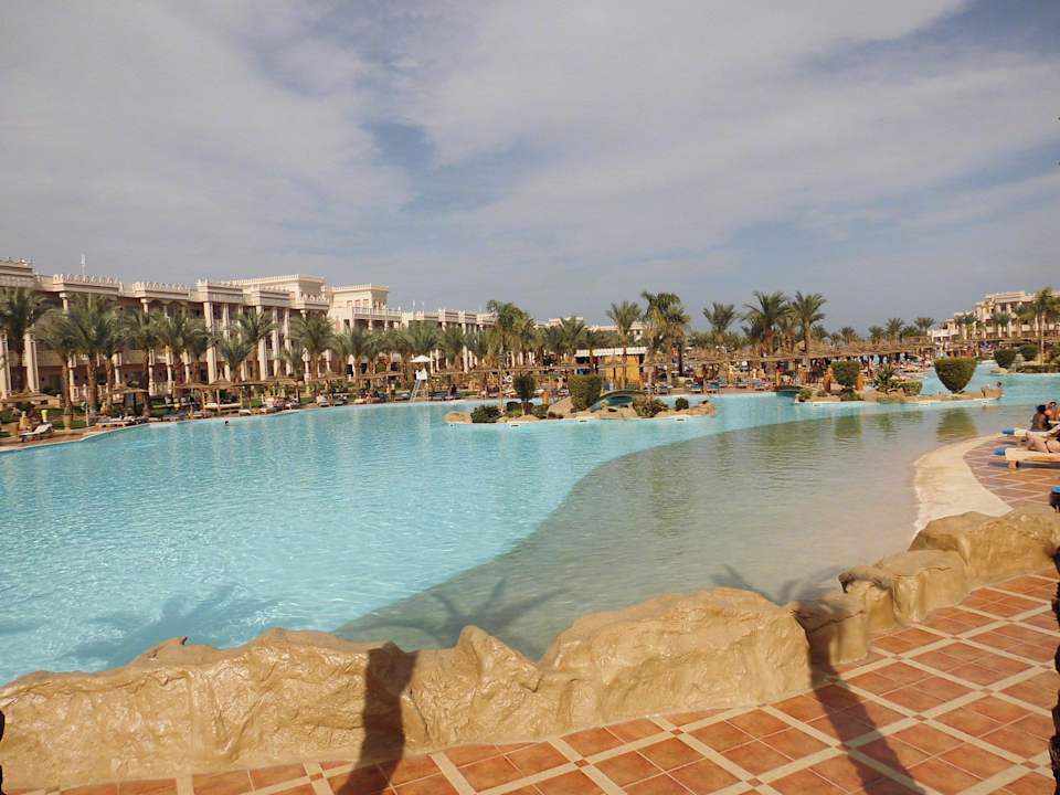 Großer Pool Pickalbatros Palace Resort