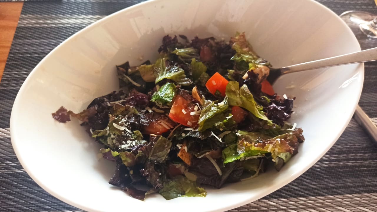 Gastro Grand Rotana Resort & Spa