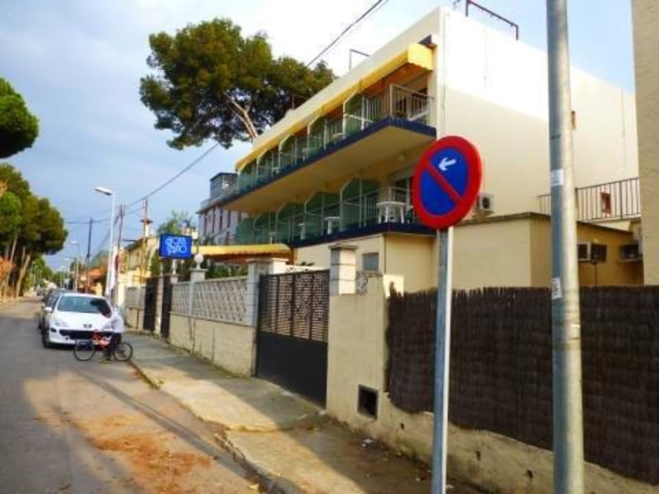 Von der Straße Hotel Miño