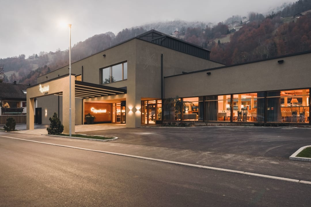 Außenansicht Alpenhotel Montafon