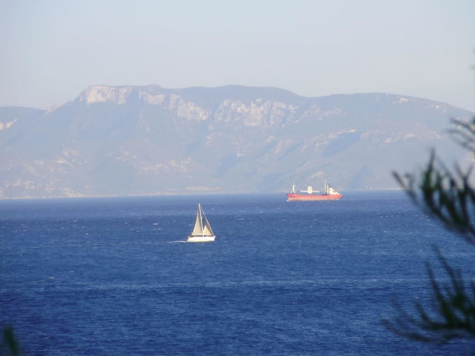 Blick nach Osten Dimitra Beach Hotel & Suites