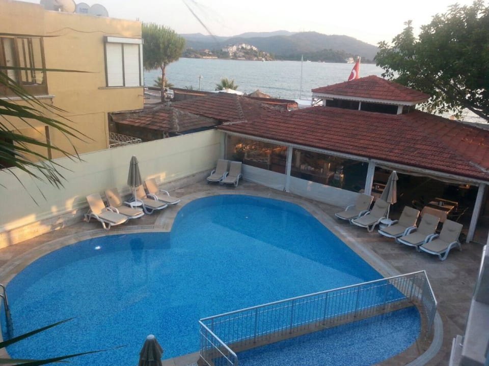 Pool und Restaurant Makri Beach Hotel