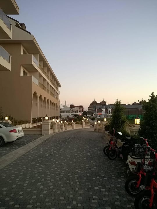 Eingangsbereich Well Palace Side