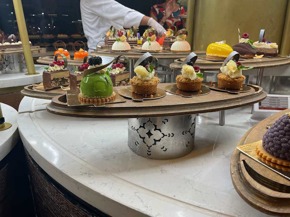 Gastro Gloria Serenity Resort