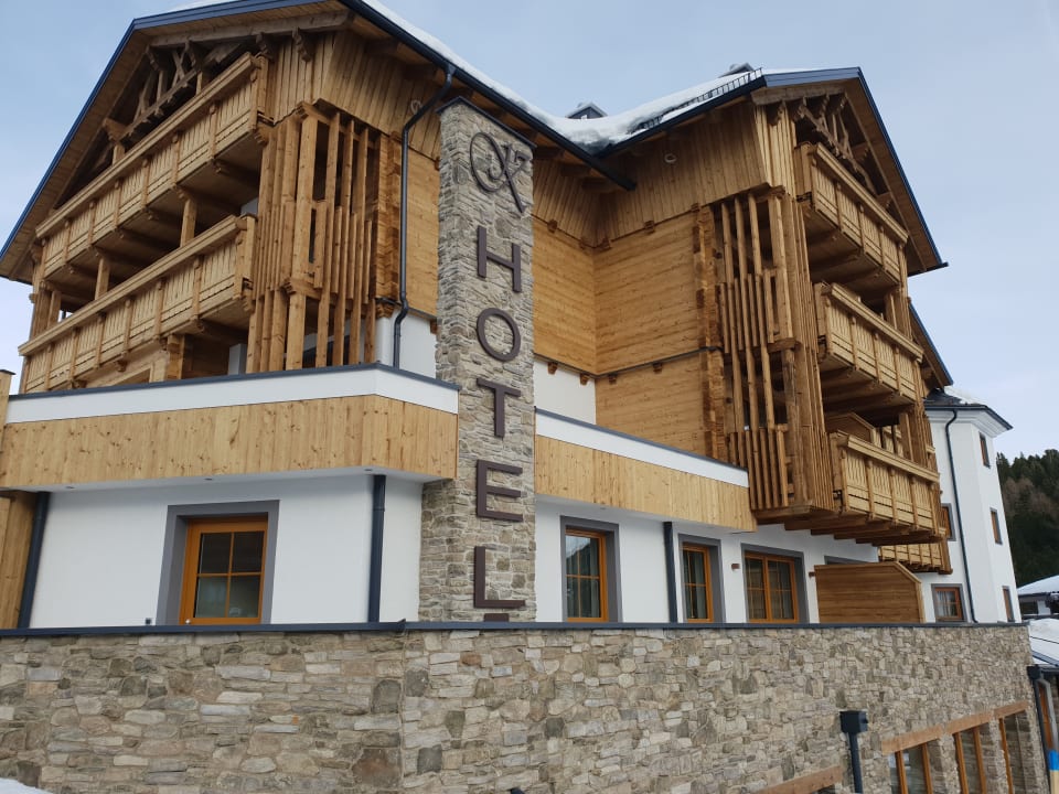 Außenansicht Hotel Kornock
