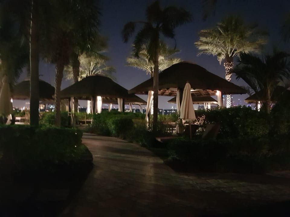 Gartenanlage Sofitel Dubai The Palm Resort & Spa