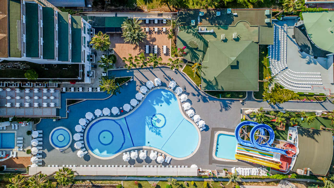 Pool Holiday Park Resort