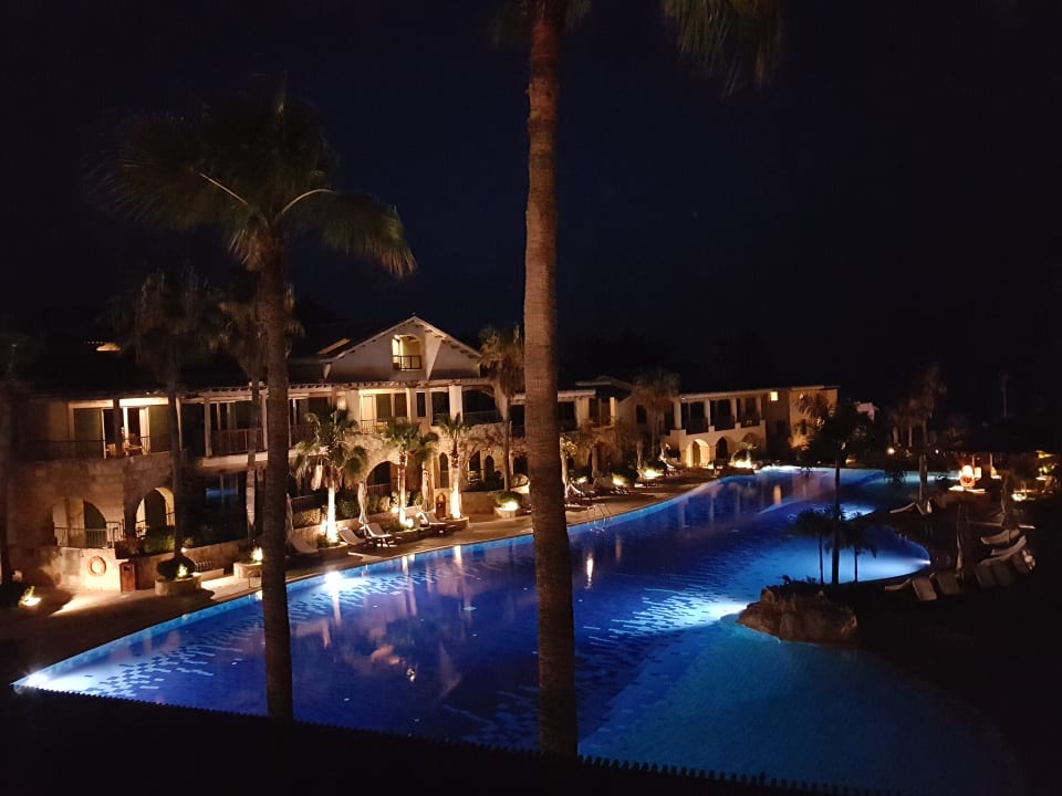 Pool Columbia Beach Resort