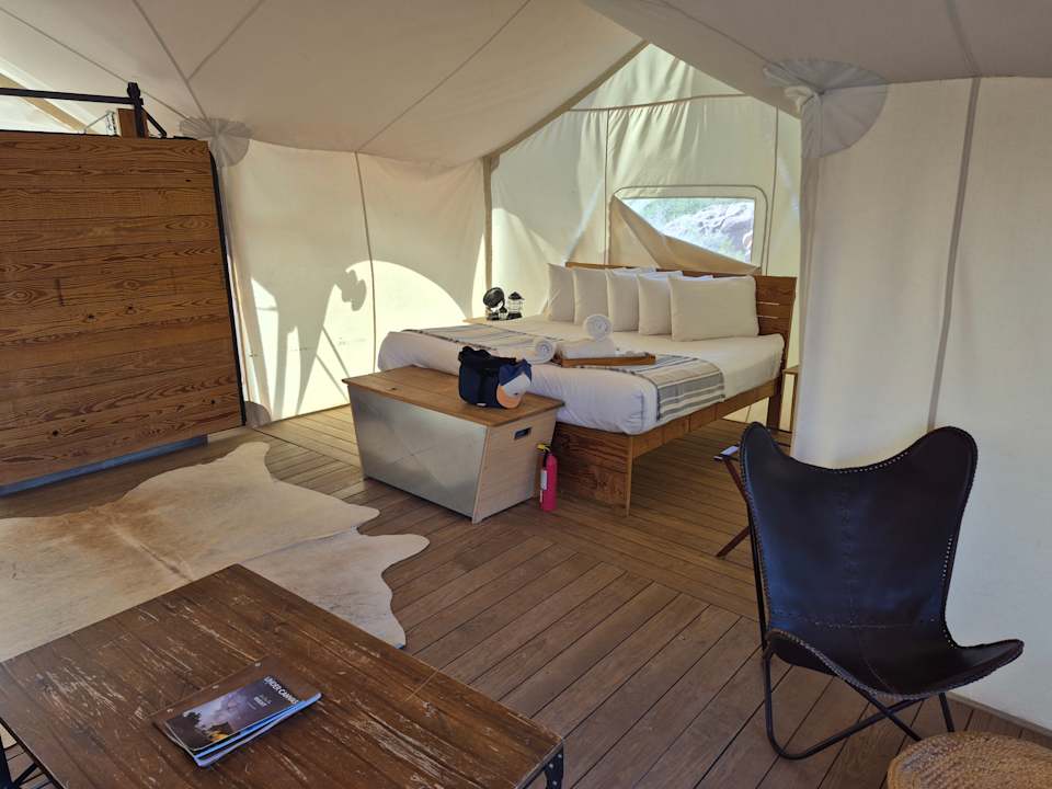 Zimmer Under Canvas Zion