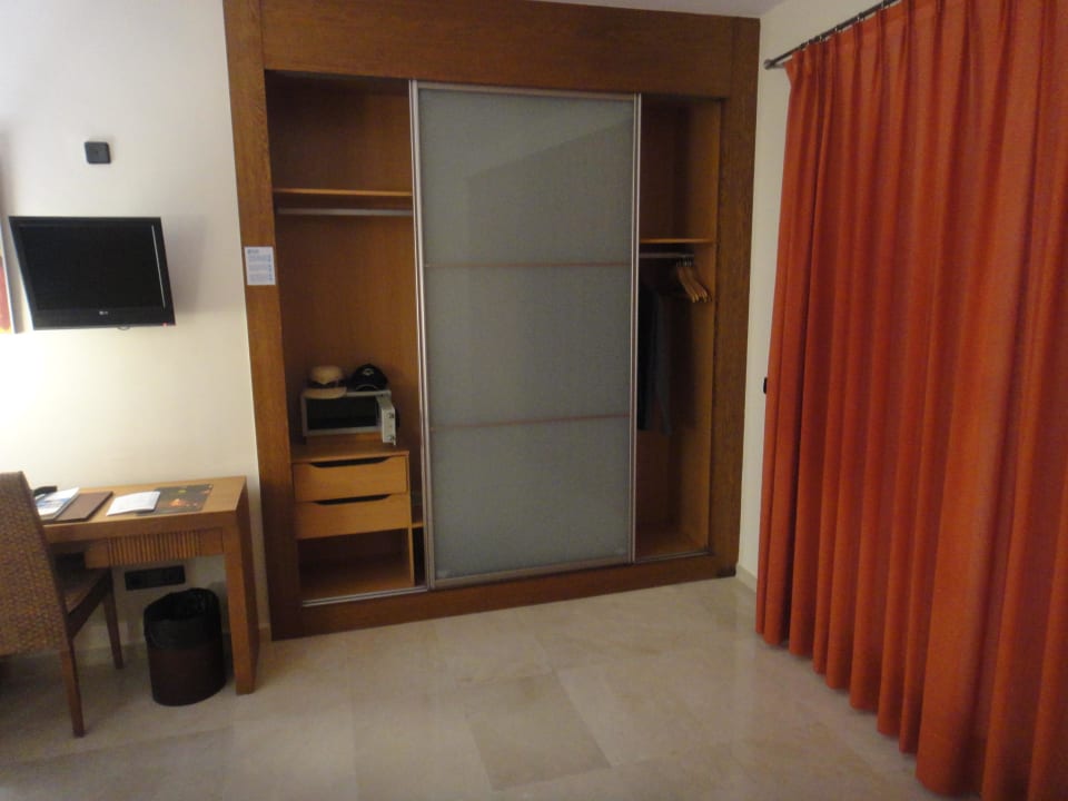 Schrank mit Safe Gloria Palace Royal Hotel & Spa