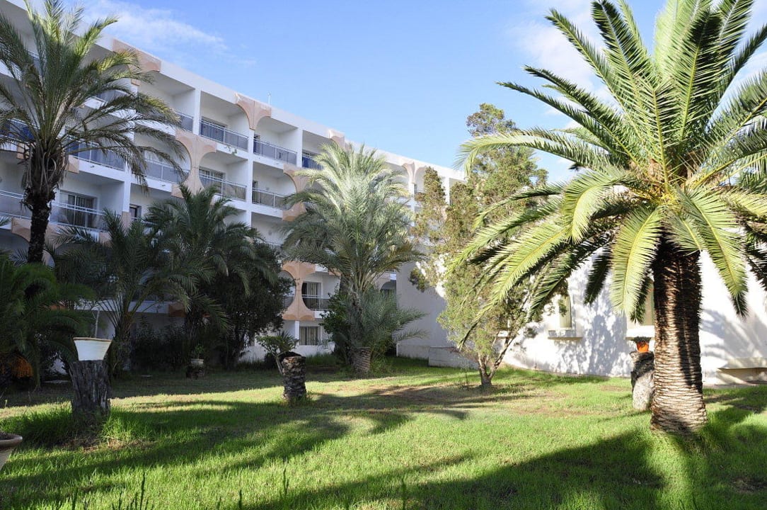 Hauptgebäude Innenseite Royal Lido Resort & Spa
