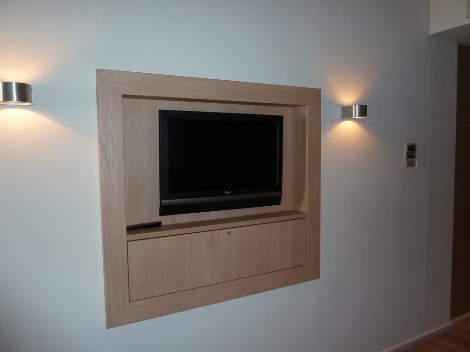 Flachbild TV im Zimmer I Resort Beach Hotel & Spa