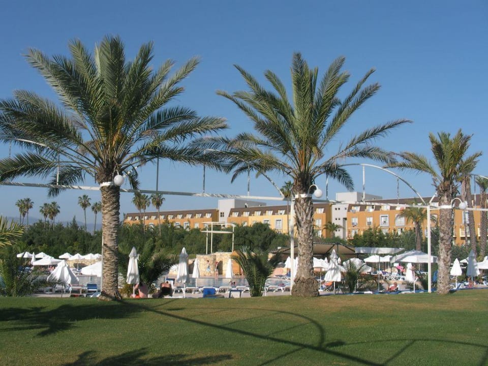 Территория Blue Waters Club
