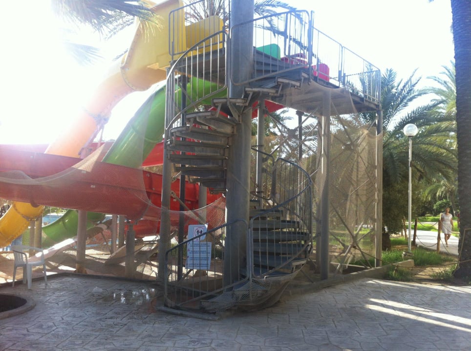 Gefährlich und außer Betrieb! Hotel Marhaba Club