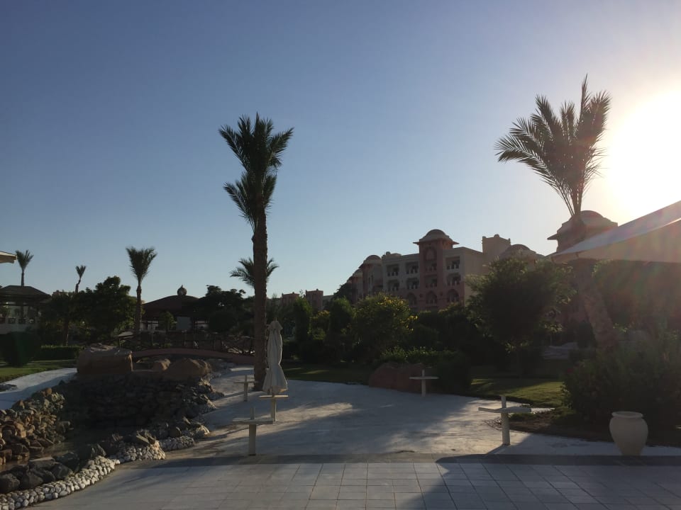 Gartenanlage Serenity Alpha Beach