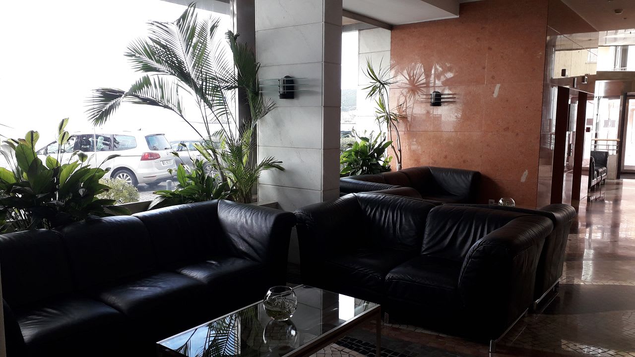 Lobby SANA Sesimbra Hotel