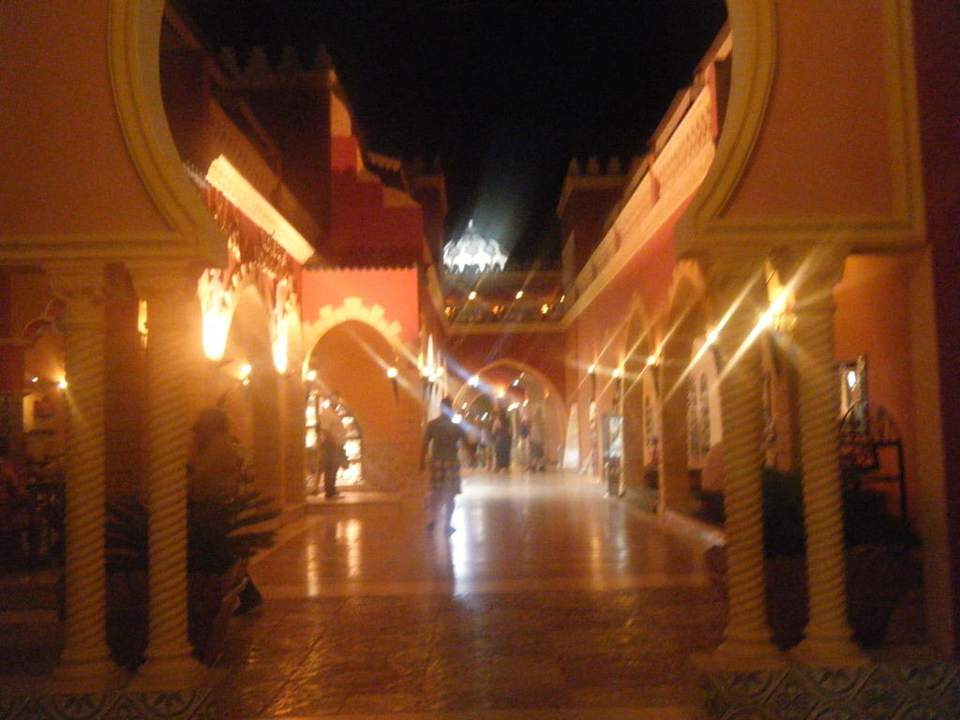 Einkaufsmöglichkeiten  Pickalbatros Alf Leila Wa Leila Resort - Neverland Hurghada