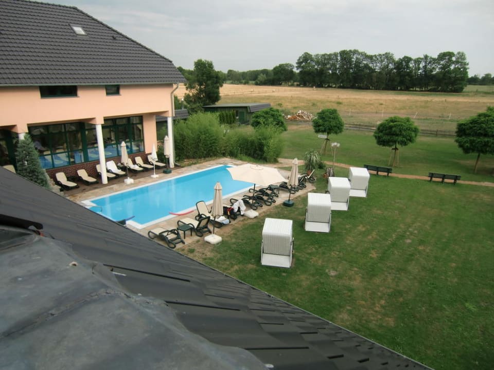 Außenpool Christinenhof & Spa