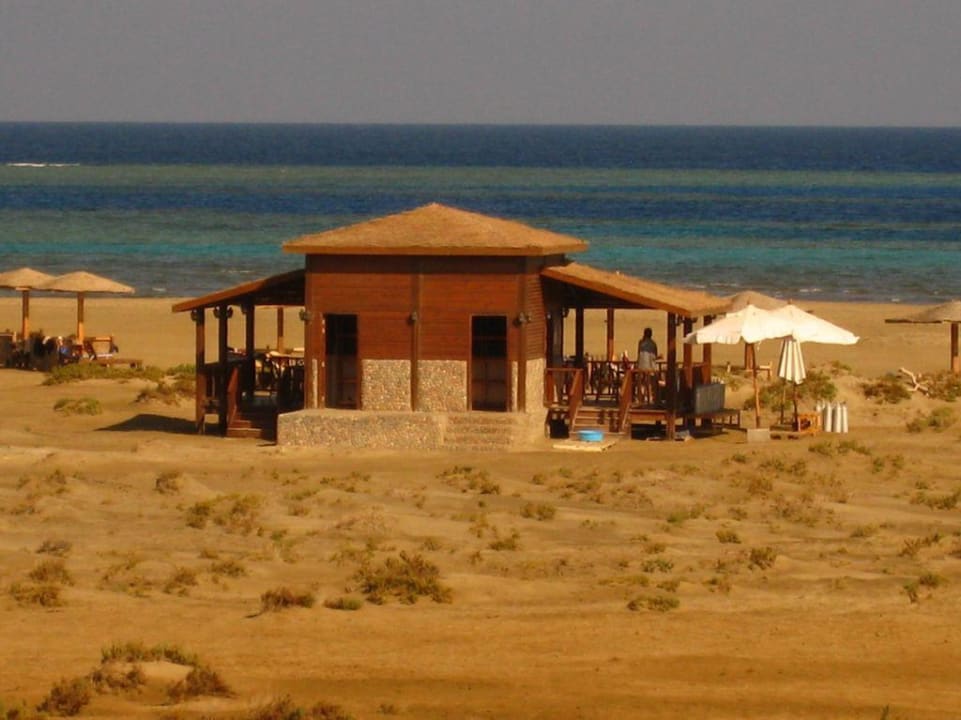 Mangroven Cafe Lahami Bay Beach Resort