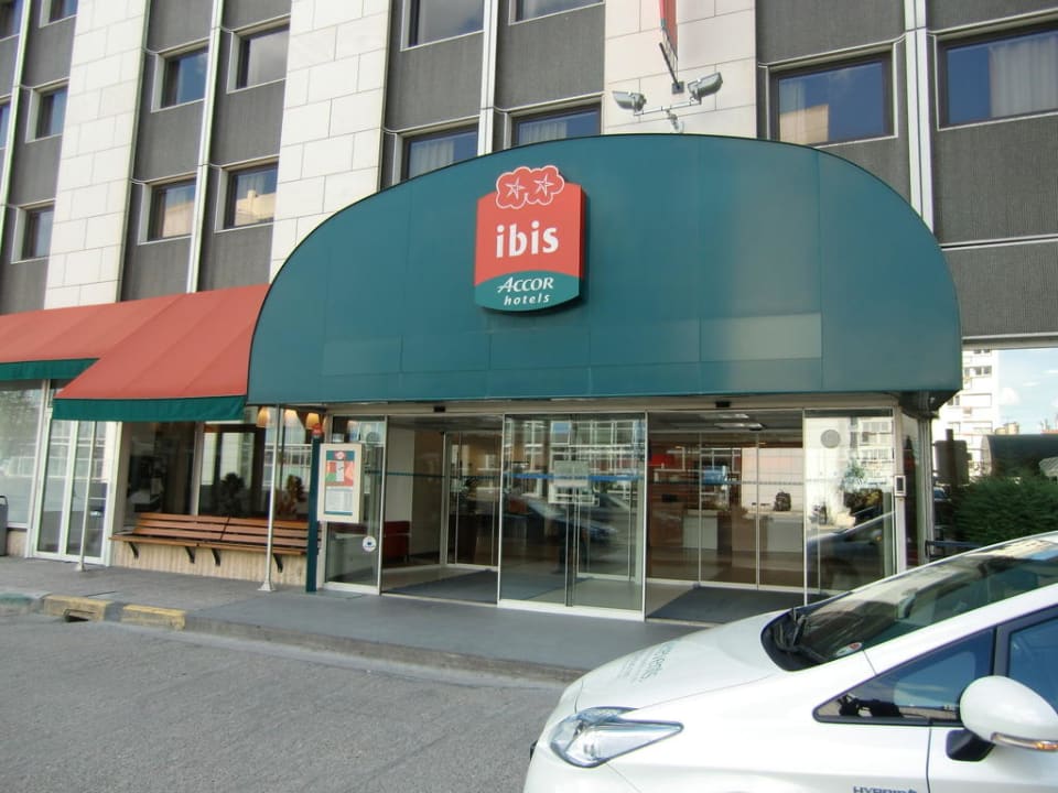 Eingang vom Innenhof ibis Paris 17 Clichy Batignolles