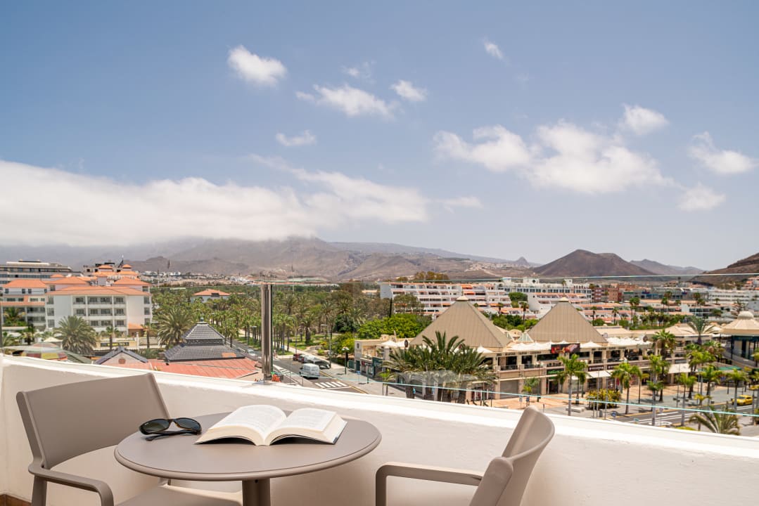 Zimmer Mediterranean Palace Hotel