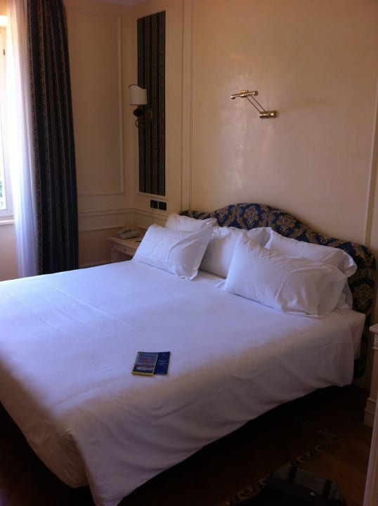 King-Size-Bed Grand Hotel Imperiale