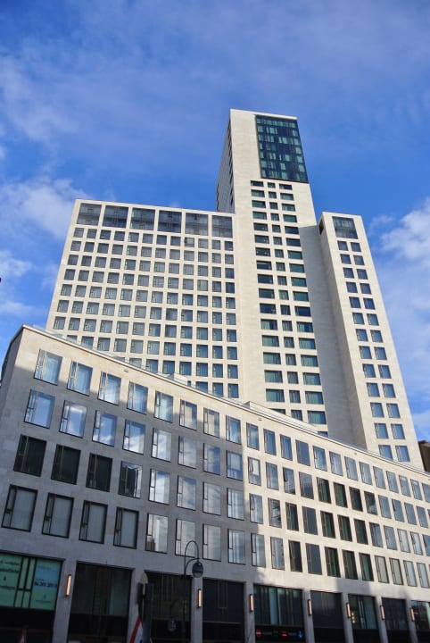 Außenansicht Waldorf Astoria Berlin