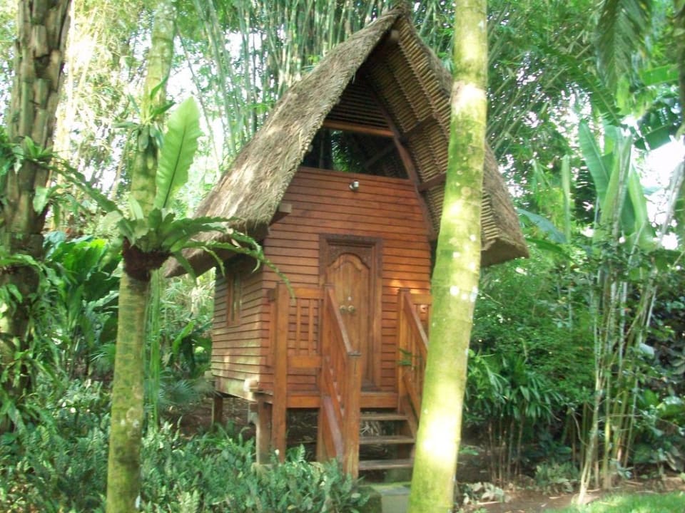 Nachgebautes Haus der Reisbauern Elephant Safari Park Lodge