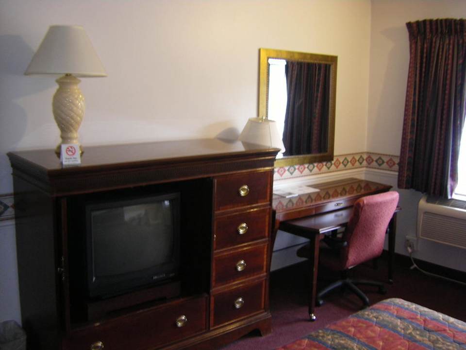 "Rustikale Einrichtung" Hotel Howard Johnson Express Inn Salt Lake City