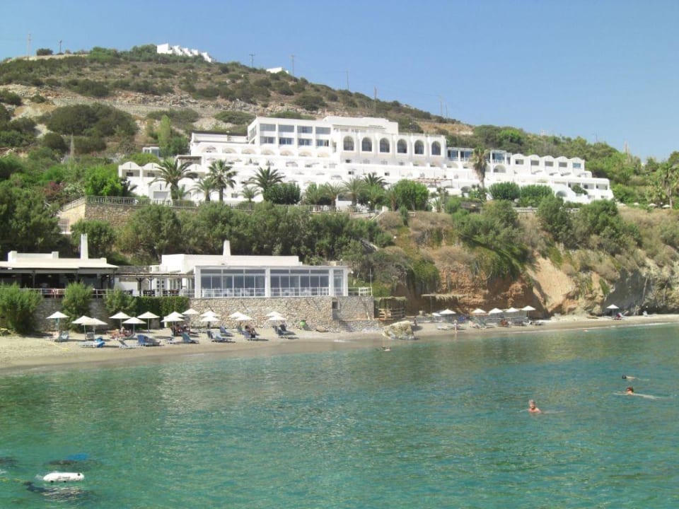 Hotelansicht vom Strand Hotel Istron Bay