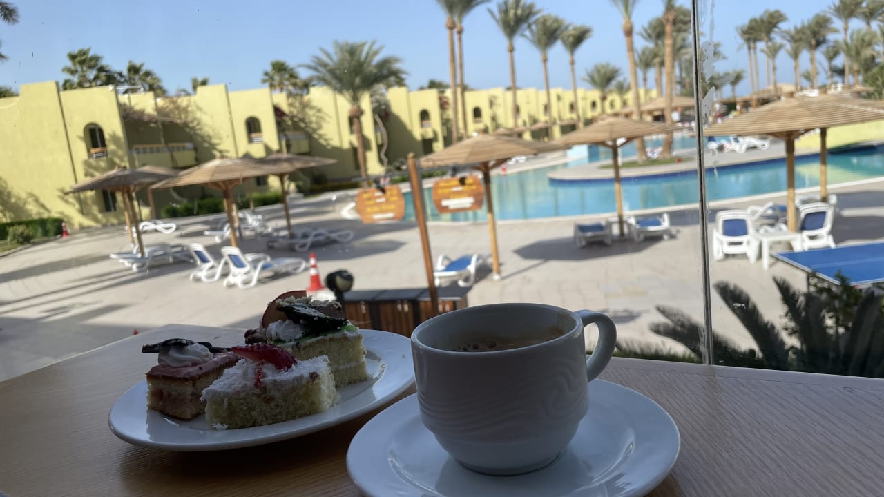 Gastro Palm Beach Resort