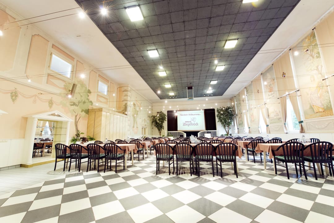 Gastro Hotel Hoftaverne Ziegelböck