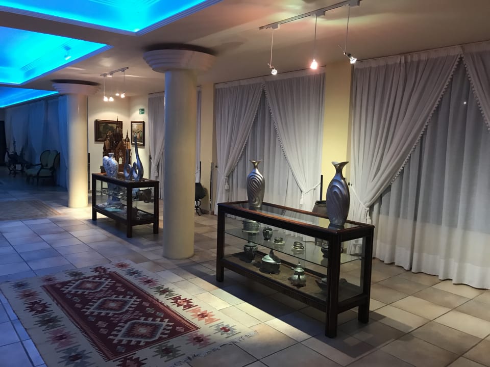 Lobby Lago Garden
