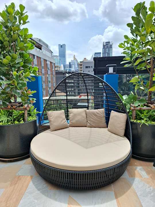 Pool Pipa Hotel Bangkok Sukhumvit 11