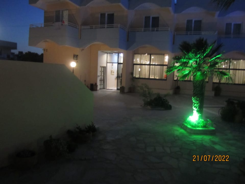 Pool Hotel Kathrin Beach