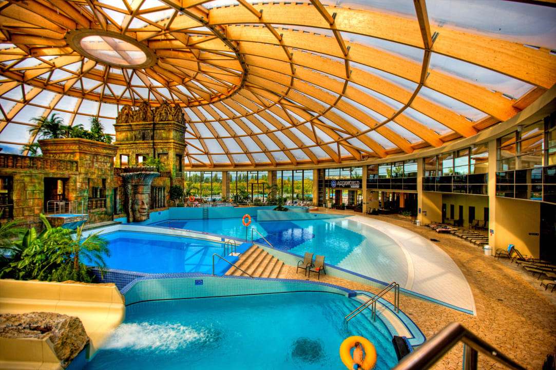 Wawe Pool Aquaworld Resort Budapest