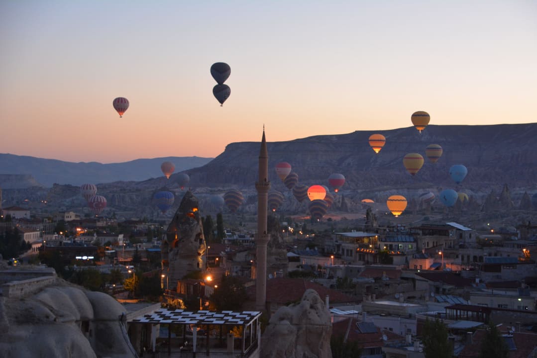 Ausblick früh morgens von unserem Zimmereingang Hotel Traveller's Cave