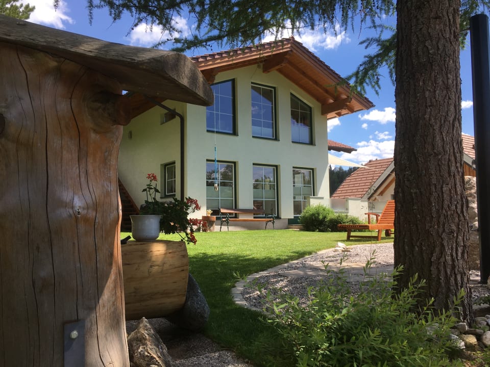 Gartenanlage Appartementhaus Finis