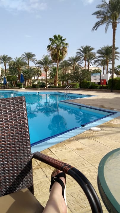 Kaffee, Pool beim Restaurant Regina Resort and Aqua Park Hurghada