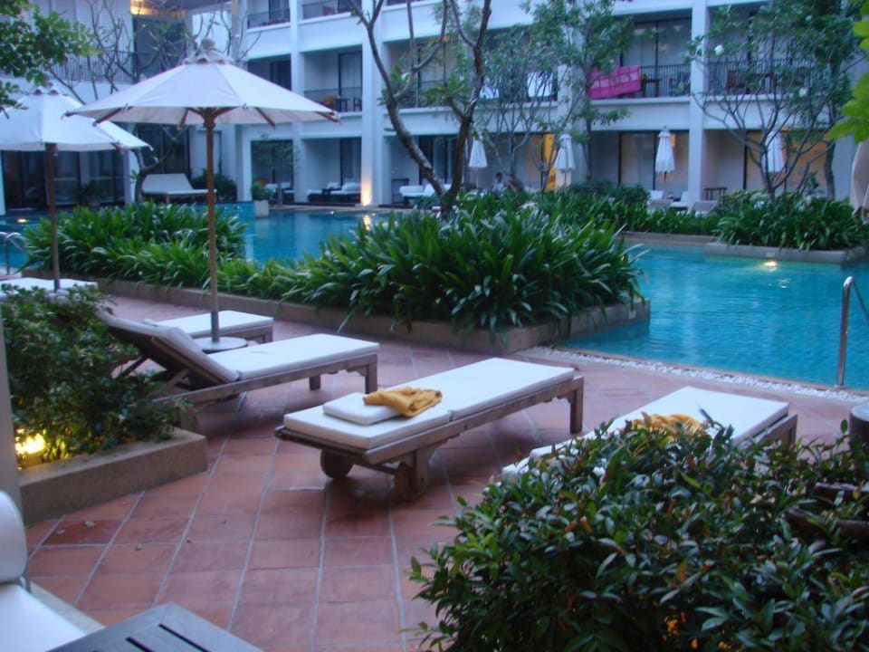 Pool DoubleTree by Hilton Phuket Banthai Resort
