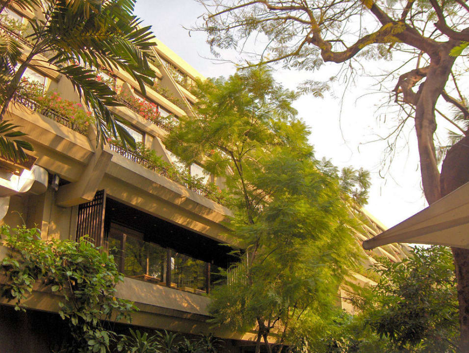 Vom Tropengarten umrahmt Movenpick BDMS Wellness Resort Bangkok