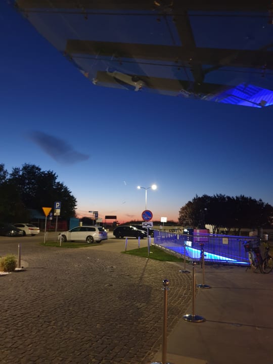 Pool Marine Hotel by Zdrojowa