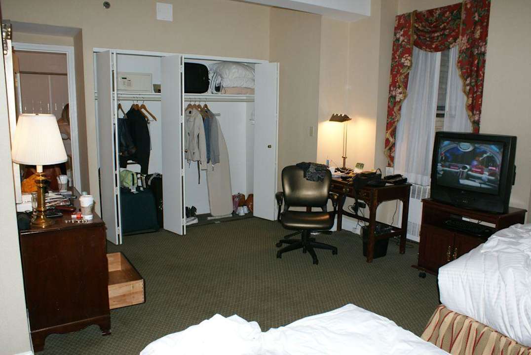 Zimmer im 15ten Stockwerk Stewart Hotel