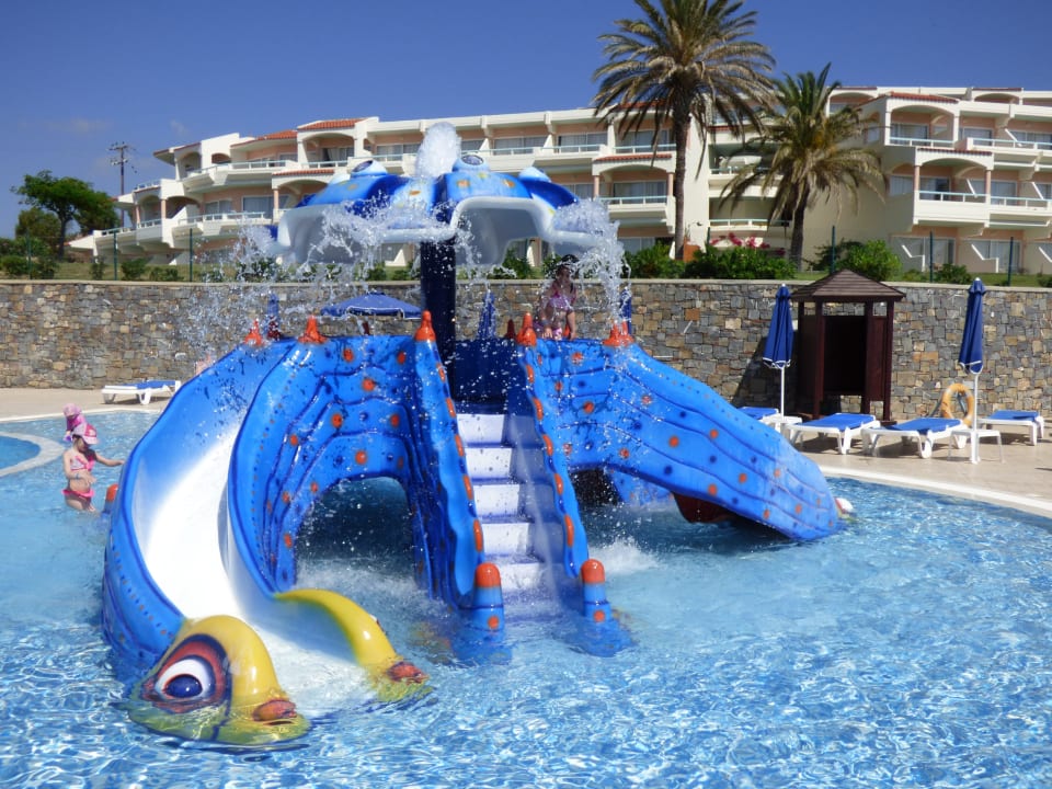Die Rutsche im Kinderpool Rodos Princess Beach Hotel & Spa