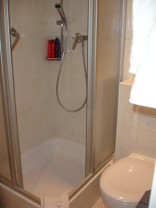 Dusche  Hotel Schwarzwaldhof