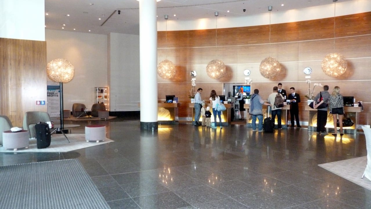 Rezeption ScanHotels City Rostock