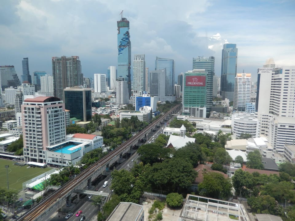 Ausblick Eastin Grand Hotel Sathorn