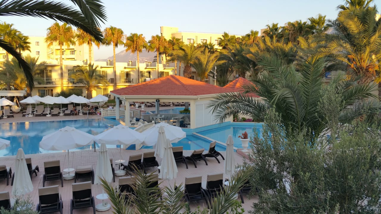 Außenansicht Oscar Resort Hotel